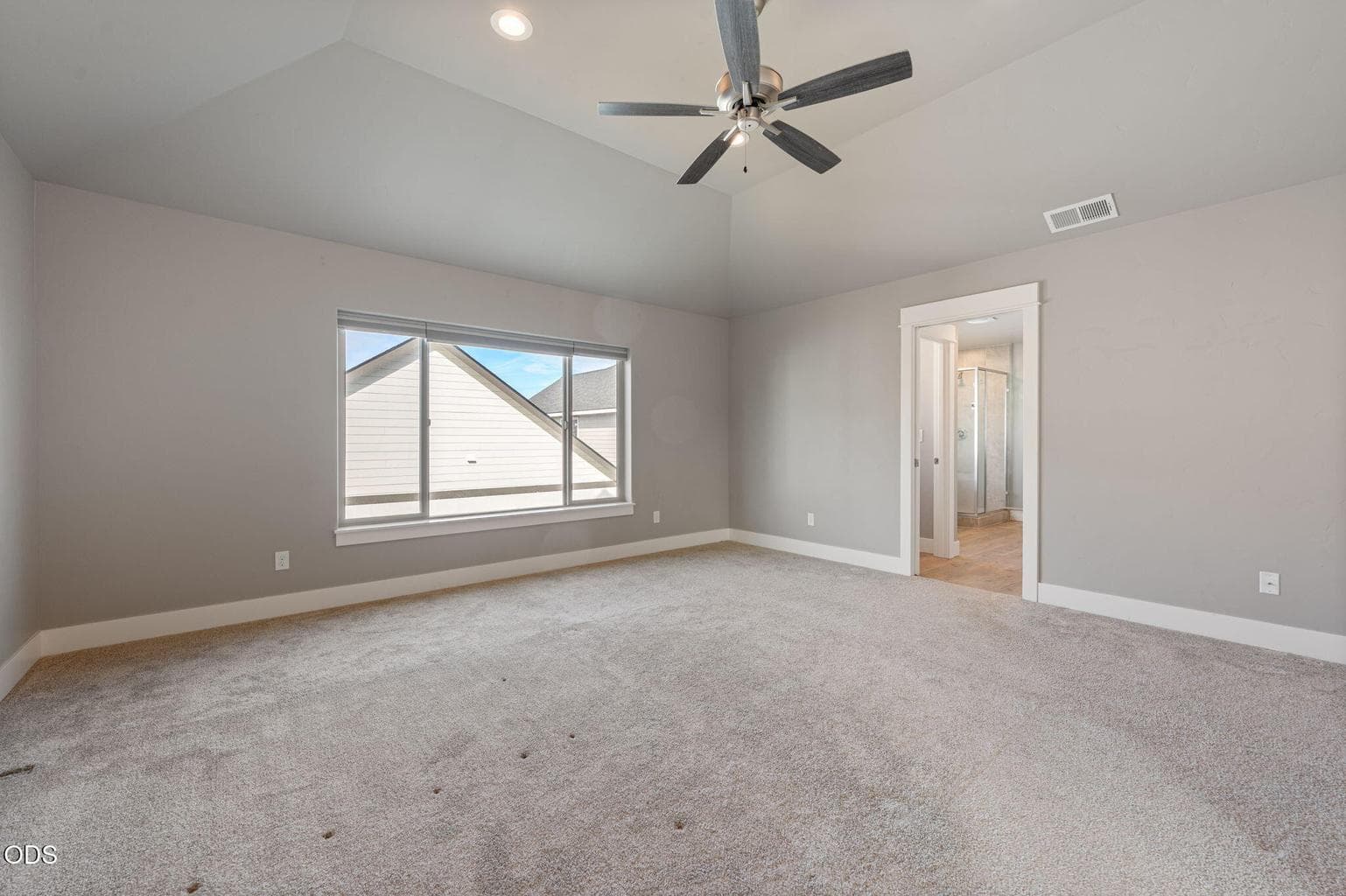 Photo of 20606 SE Slate Avenue 13 of 38