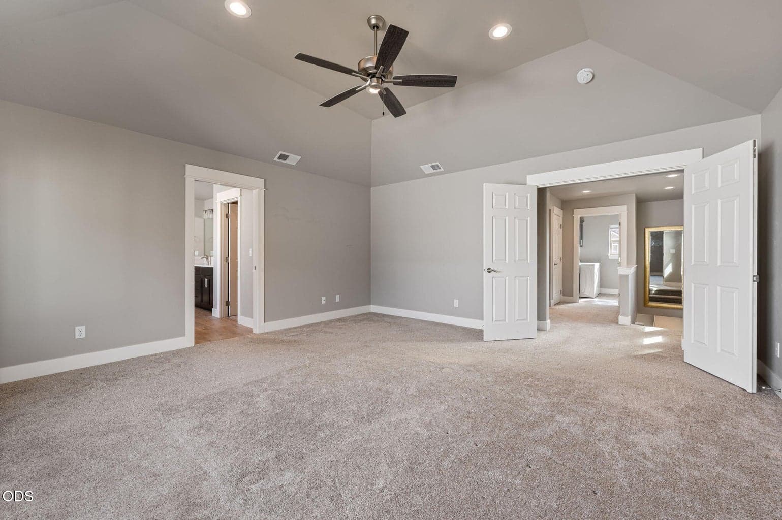 Photo of 20606 SE Slate Avenue 14 of 38