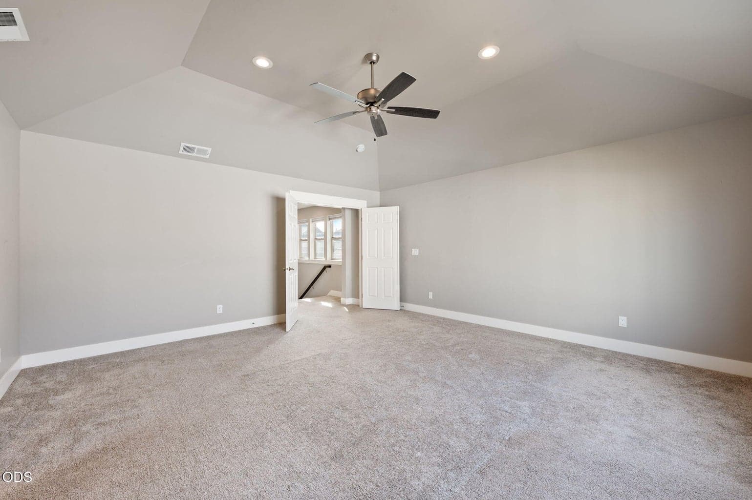 Photo of 20606 SE Slate Avenue 19 of 38
