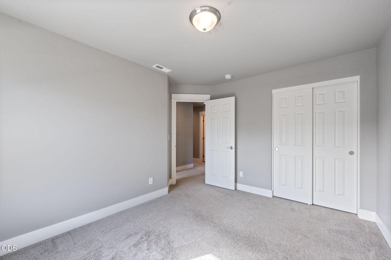 Photo of 20606 SE Slate Avenue 26 of 38