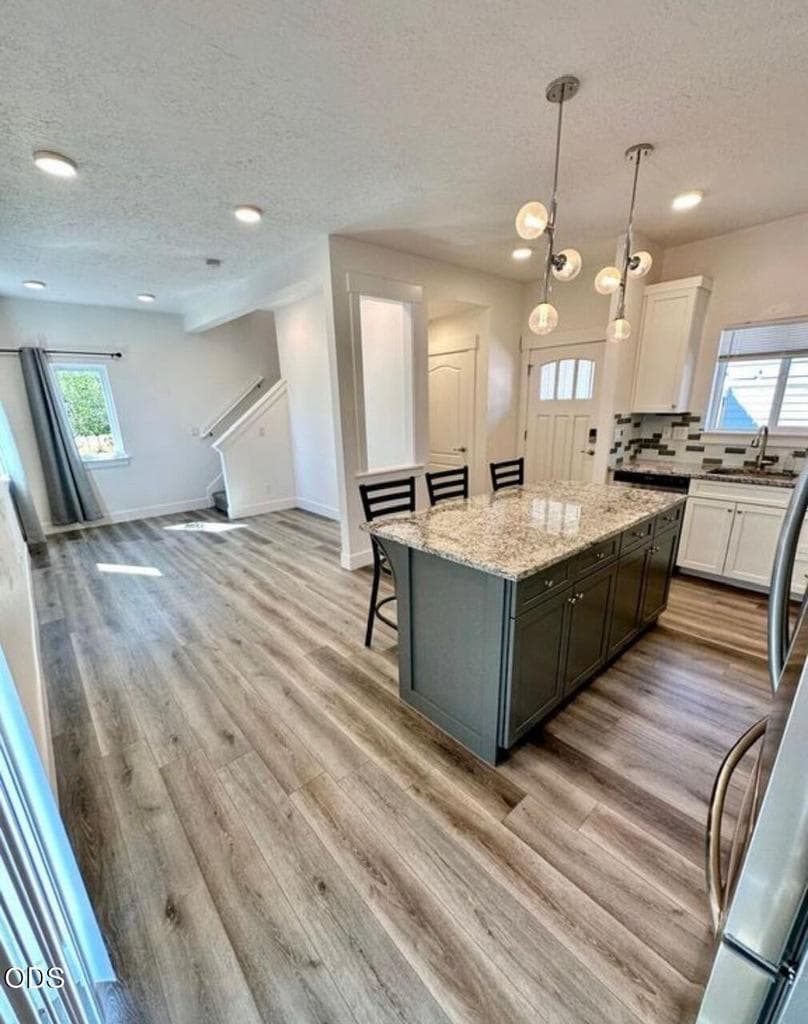 Photo of 1409 Portland Avenue 5 of 43