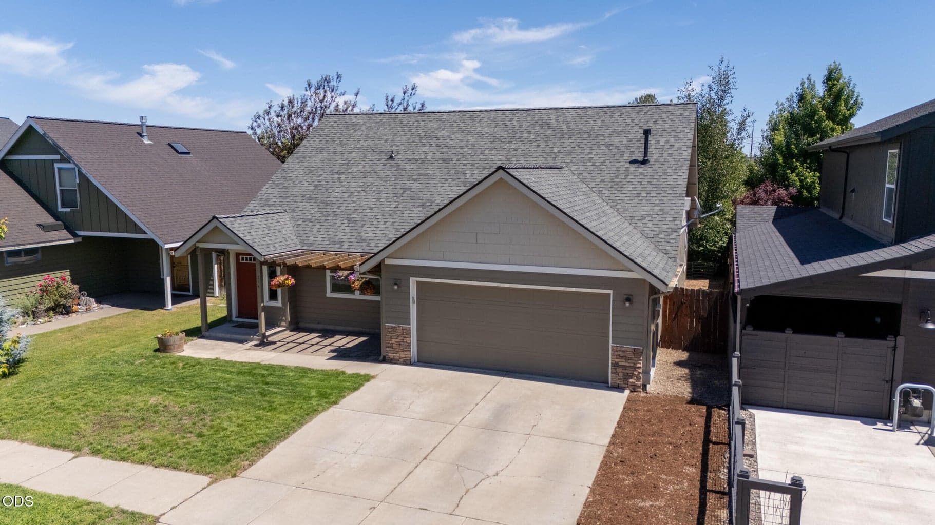 Photo of 664 NE Providence Drive 30 of 32