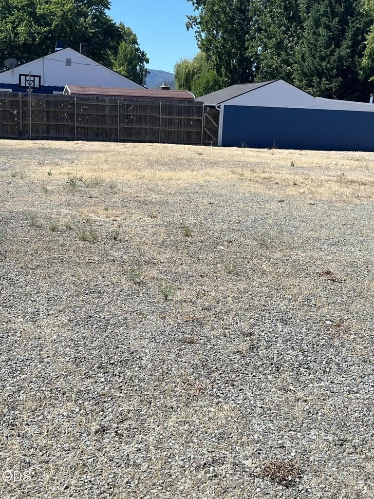 Photo of 2535 Main Street 1 of 5