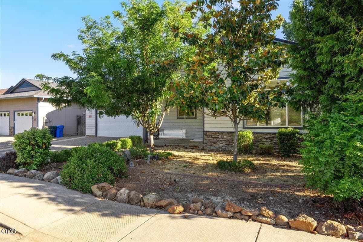 Photo of 311 Hanby Lane 2 of 23