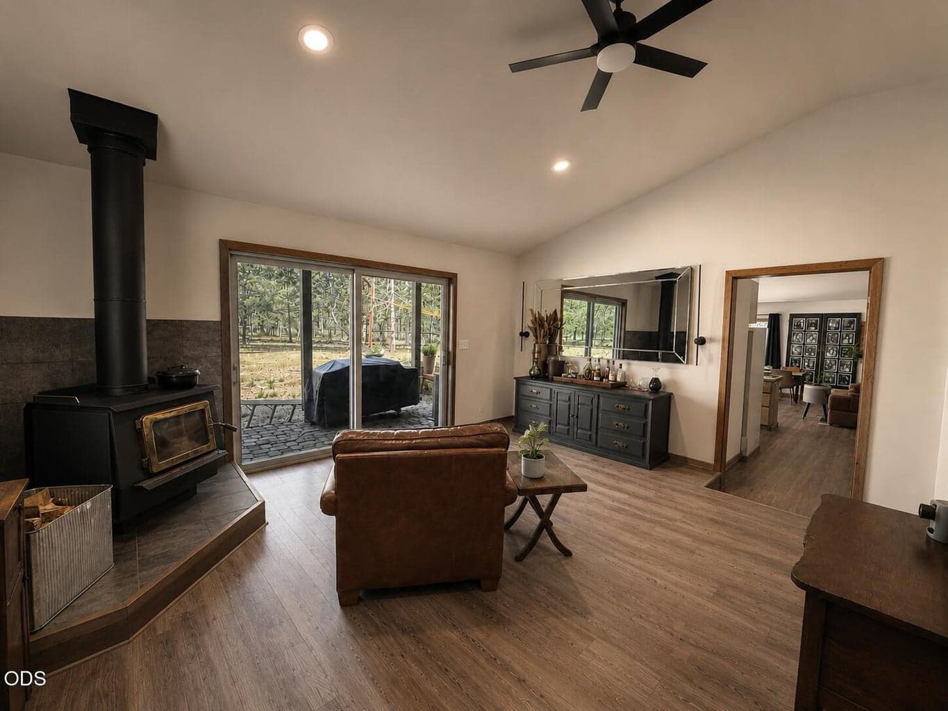 Photo of 54474 Huntington Road 7 of 18