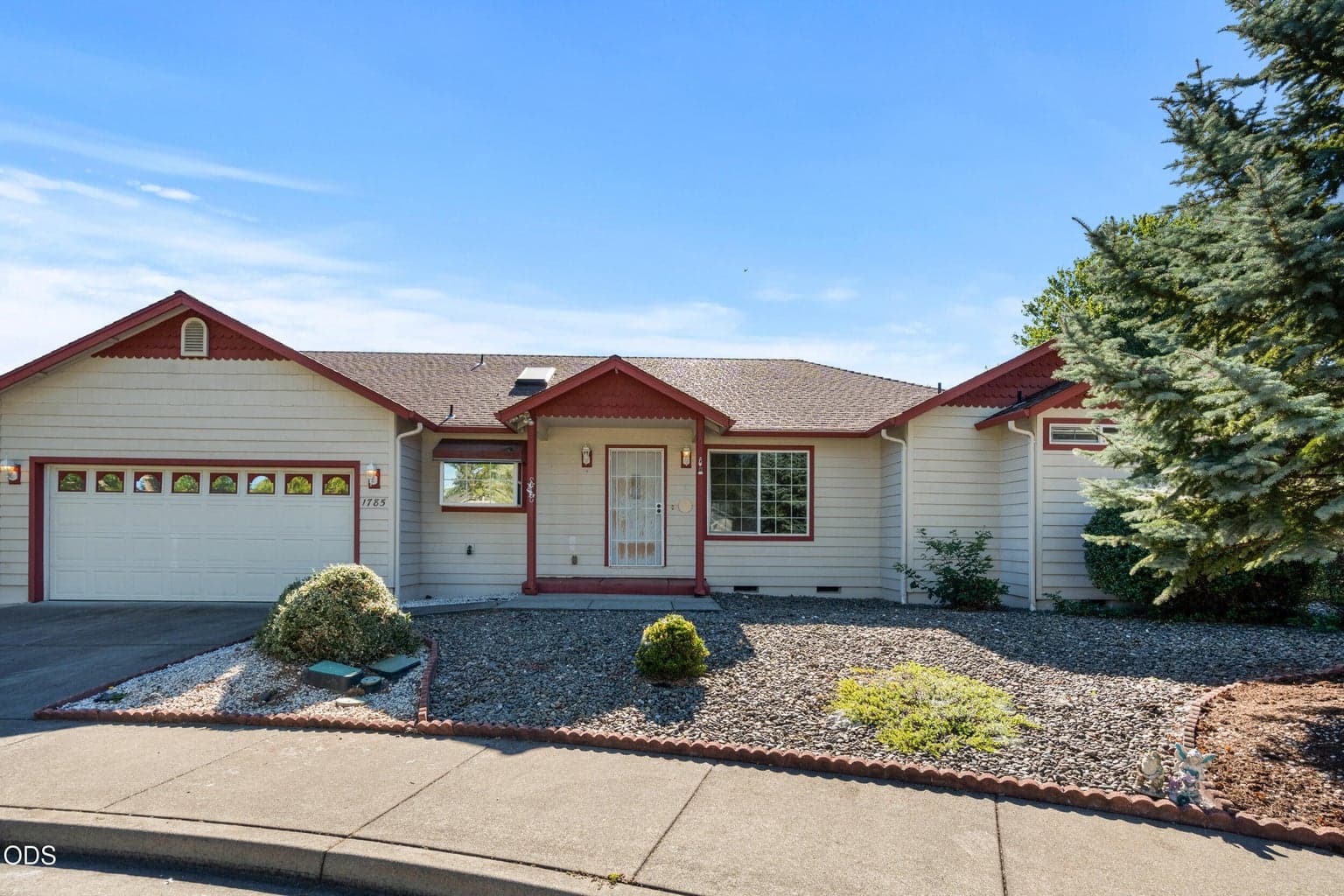 Photo of 1785 Brookhurst Way 4 of 29