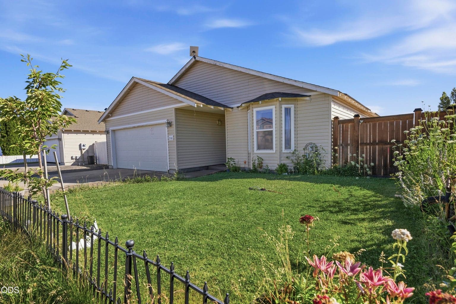 316 Center Ridge Drive