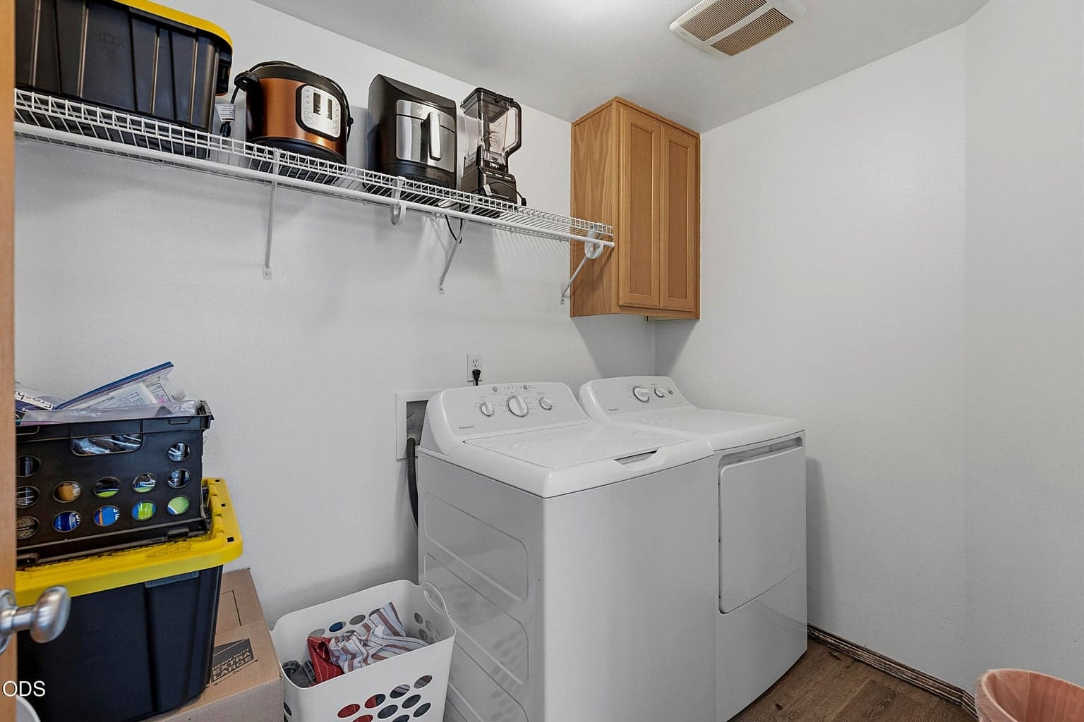 Photo of 316 Center Ridge Drive 18 of 38