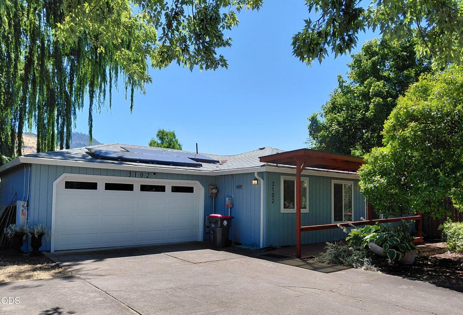 Photo of 3102 Cody Street 1 of 23