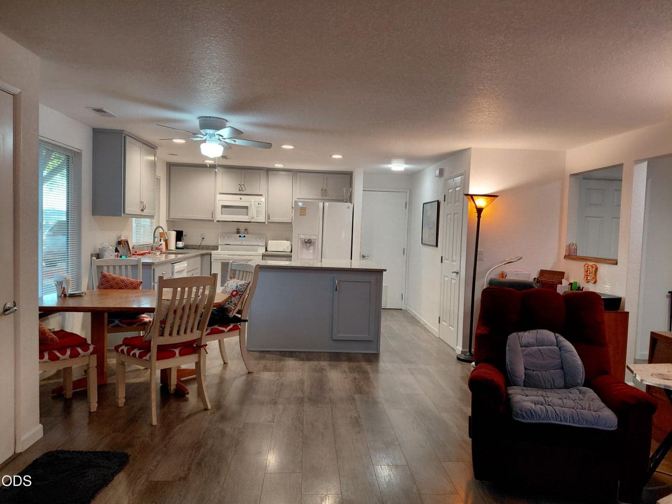 Photo of 3102 Cody Street 5 of 23