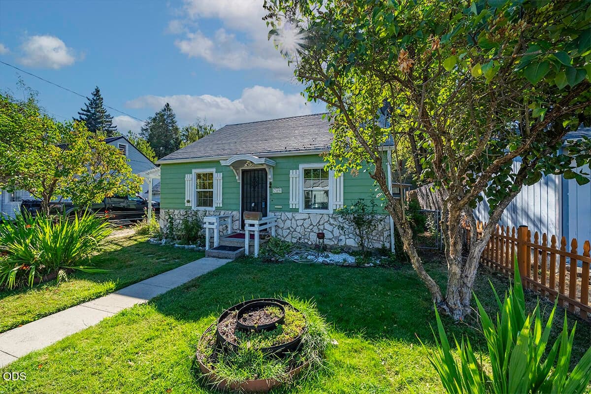 Photo of 709 2nd Street 3 of 25