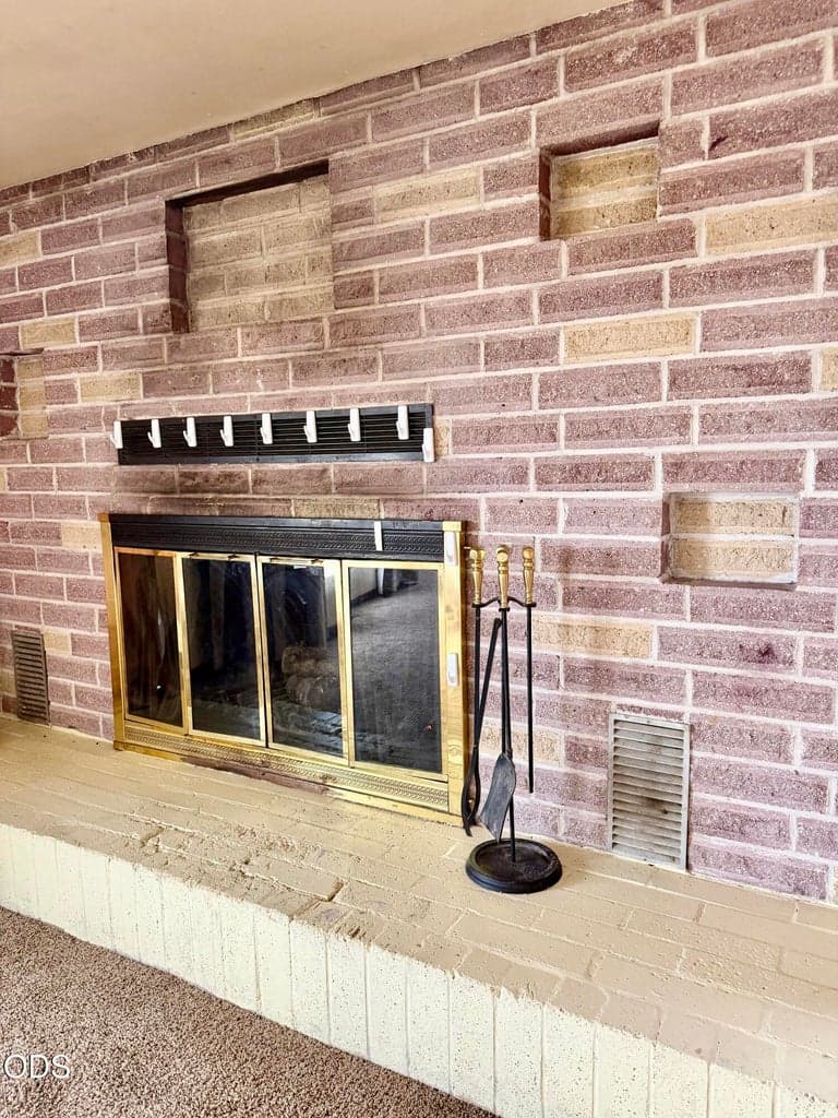 Photo of 950 E B Street 12 of 21