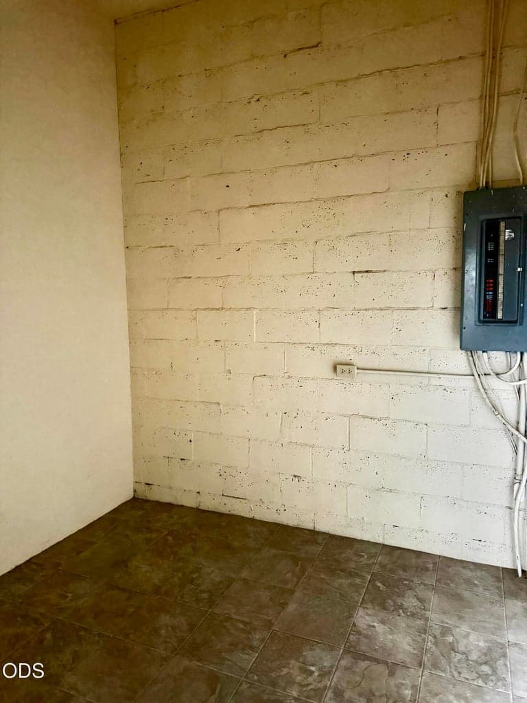 Photo of 950 E B Street 18 of 21