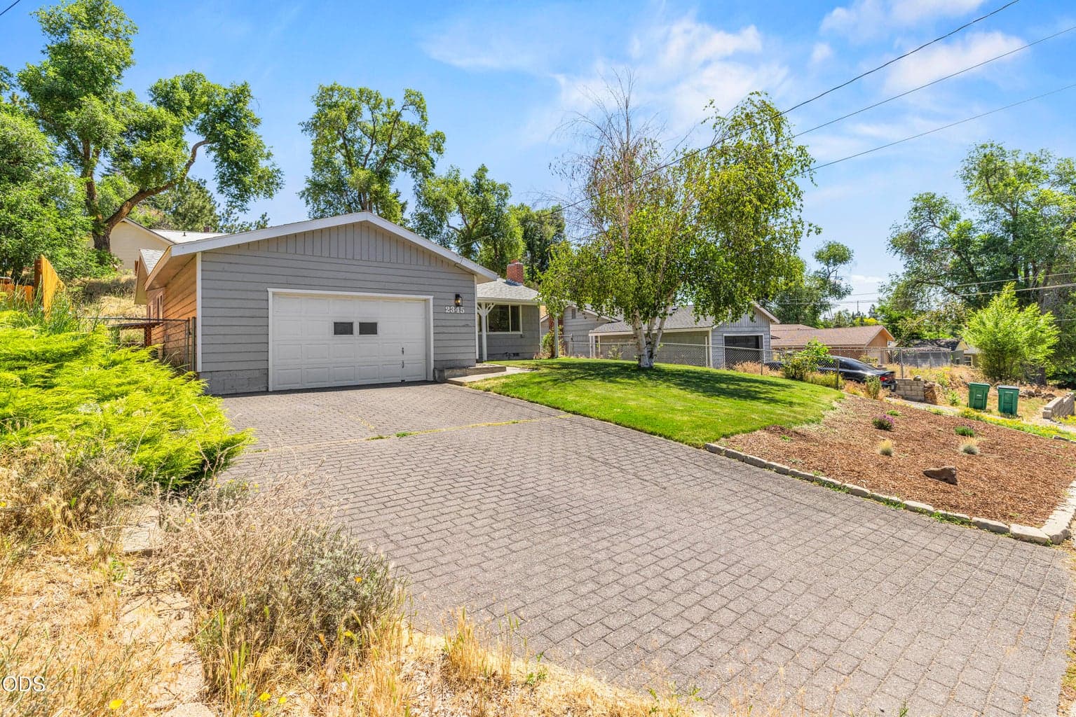 Photo of 2345 California Avenue 3 of 31