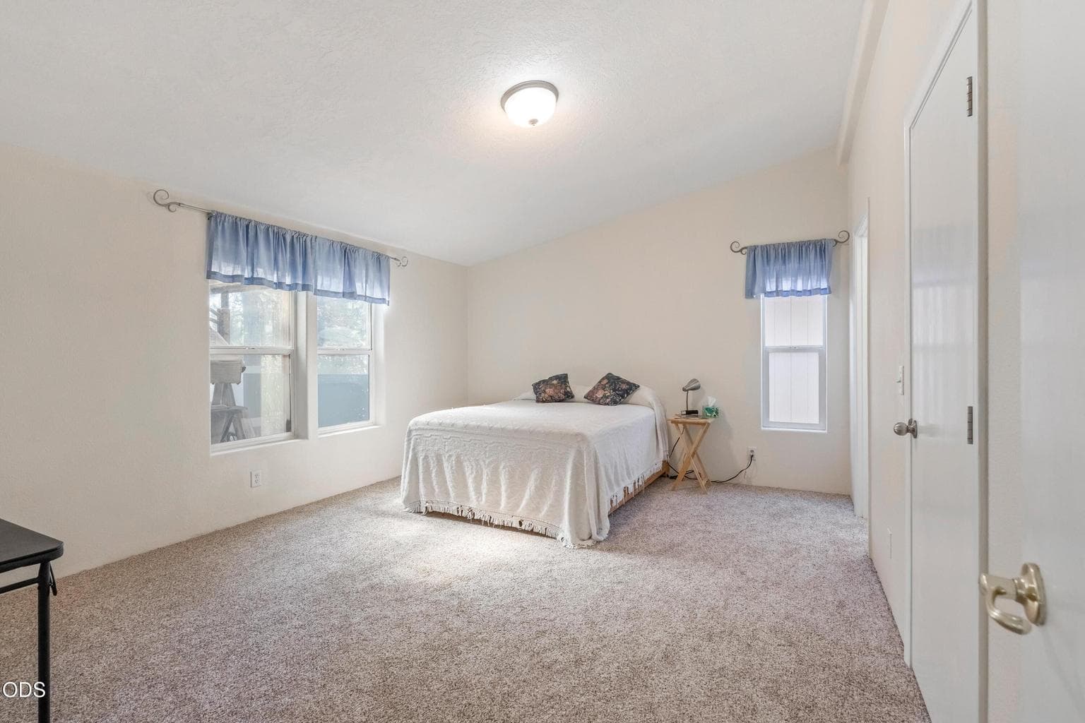 Photo of 52555 Railroad Street 12 of 36
