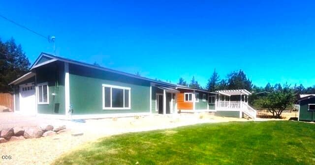 Photo of 11200 Nye Avenue 1 of 3