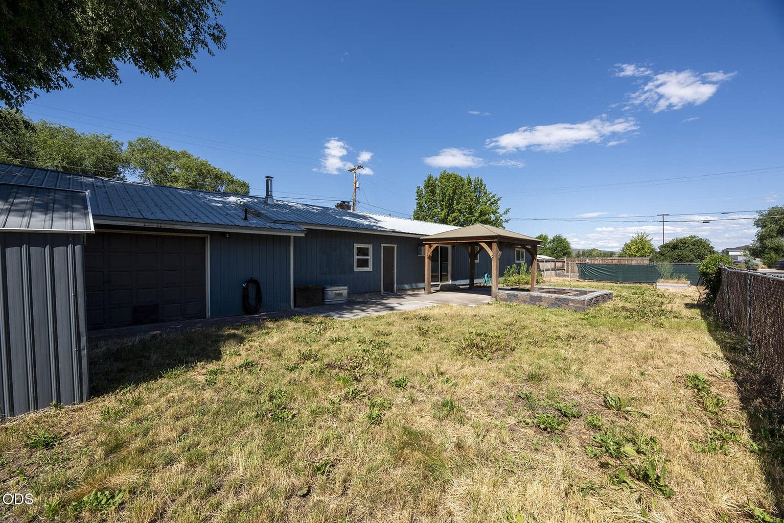 Photo of 1670 SE Mountain View Drive 36 of 61