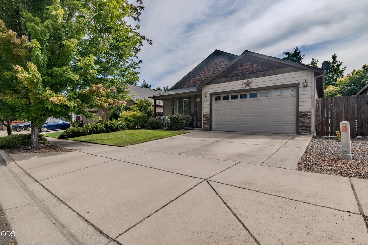 Photo of 751 Tivoli Drive 1 of 23