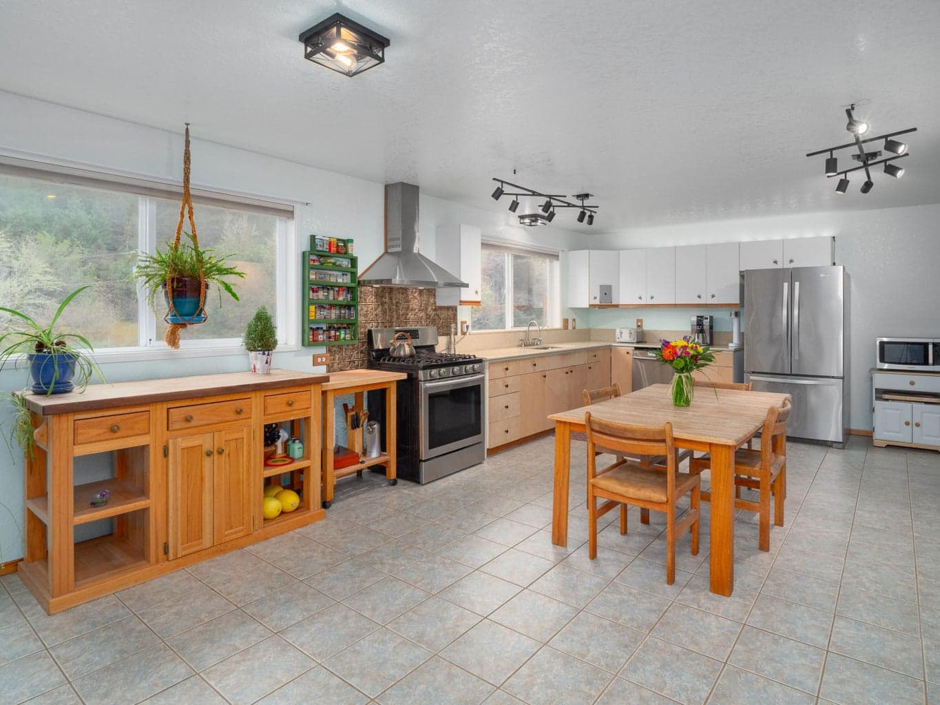 Photo of 375 Porter Creek Road 5 of 45