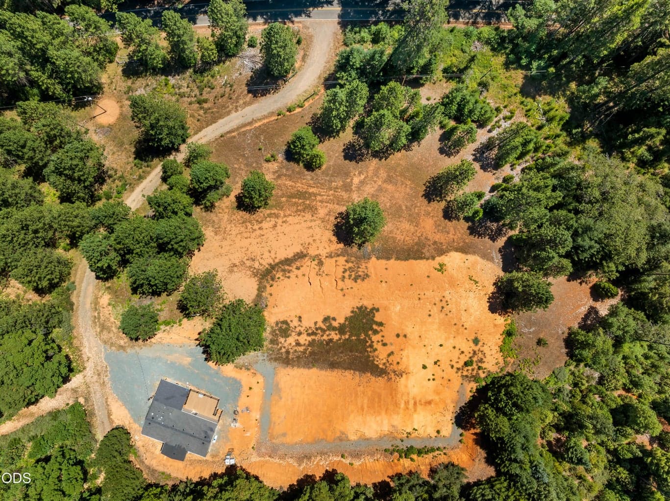 Photo of 2810 Coyote Creek Road 4 of 39
