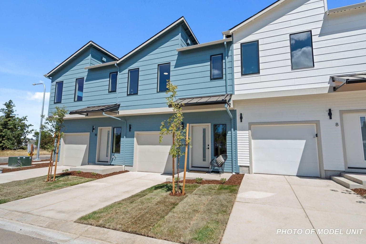 Photo of 2028 Sunset Drive 1 of 26