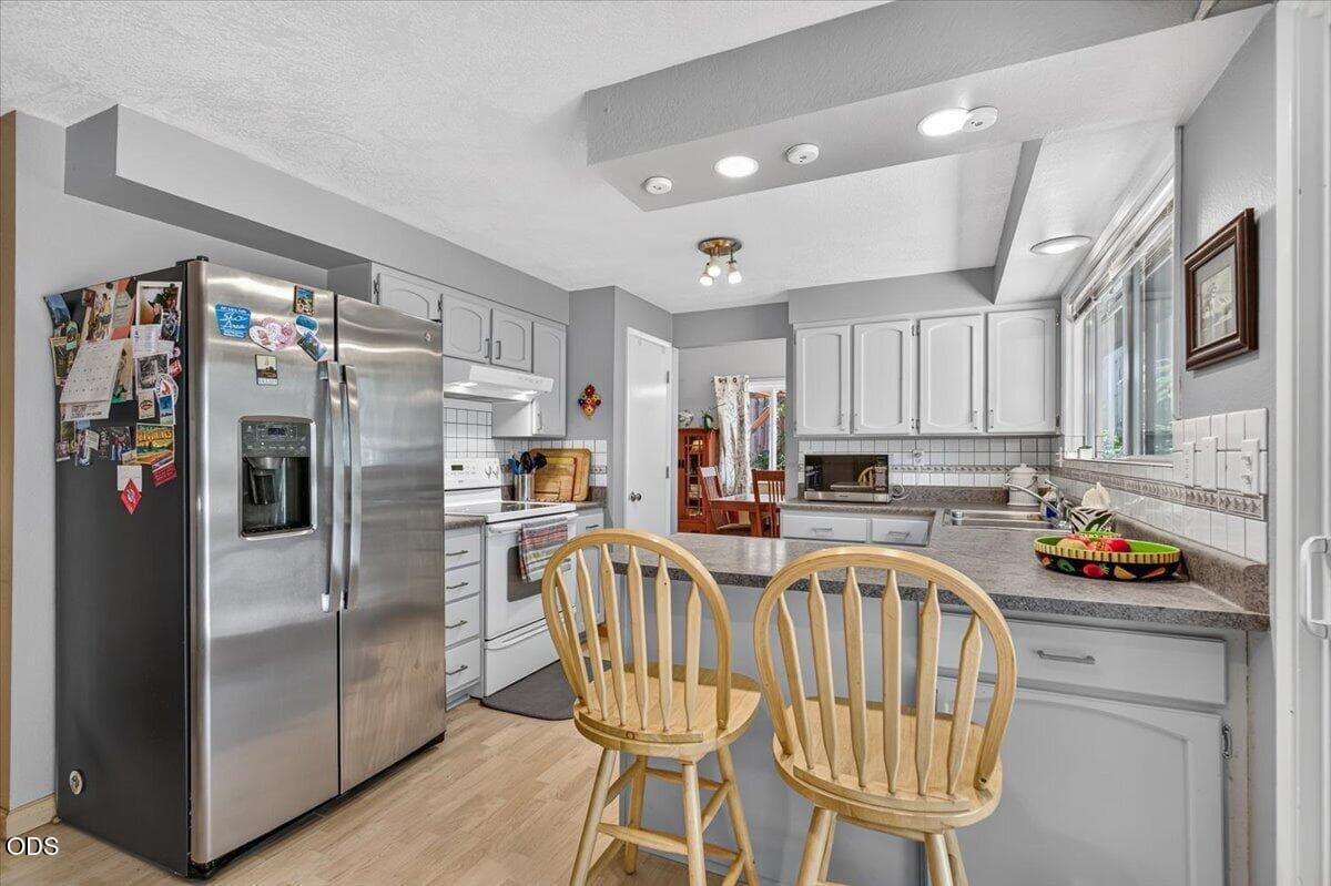 Photo of 635 Chestnut Street 3 of 29