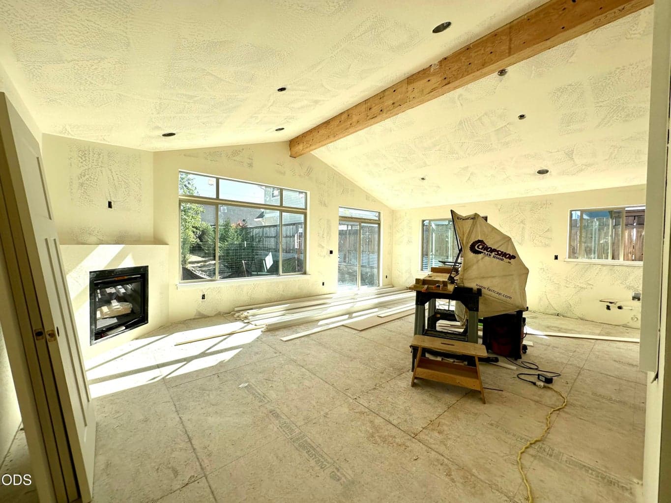 Photo of 312 Lithia Avenue 2 of 33
