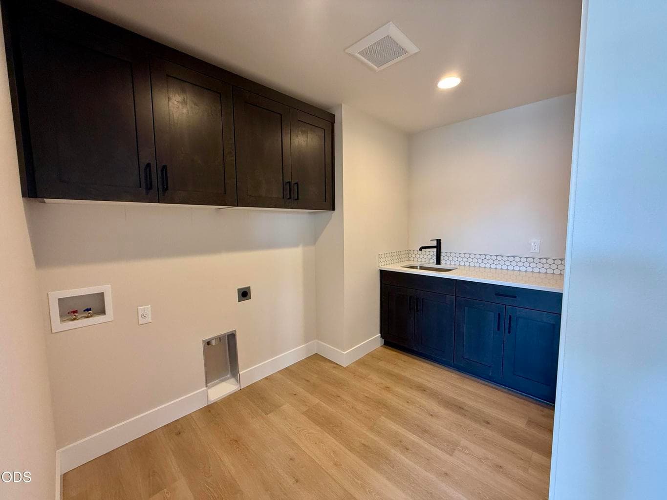 Photo of 21421 Krakatoa Court 17 of 42