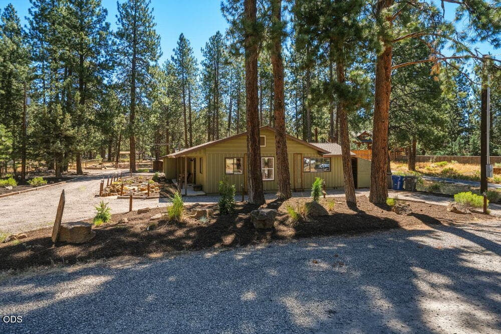 Photo of 60282 Cree Circle 2 of 97