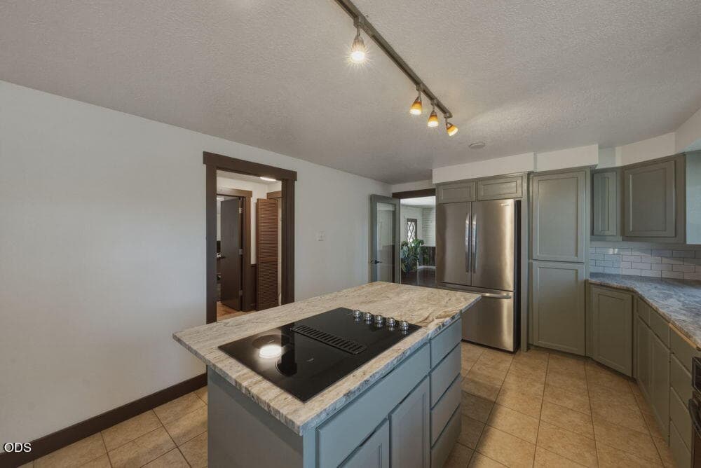 Photo of 60282 Cree Circle 29 of 97