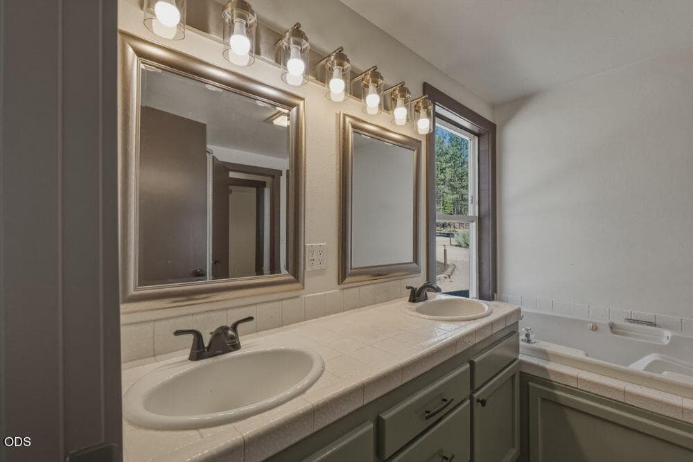 Photo of 60282 Cree Circle 32 of 97