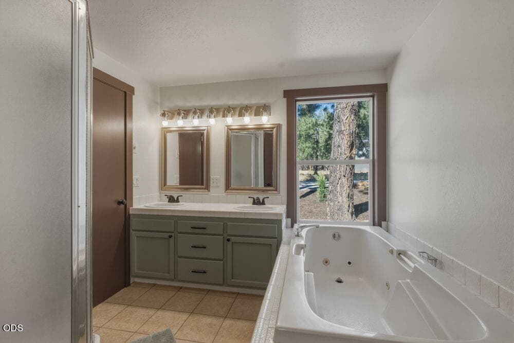 Photo of 60282 Cree Circle 33 of 97