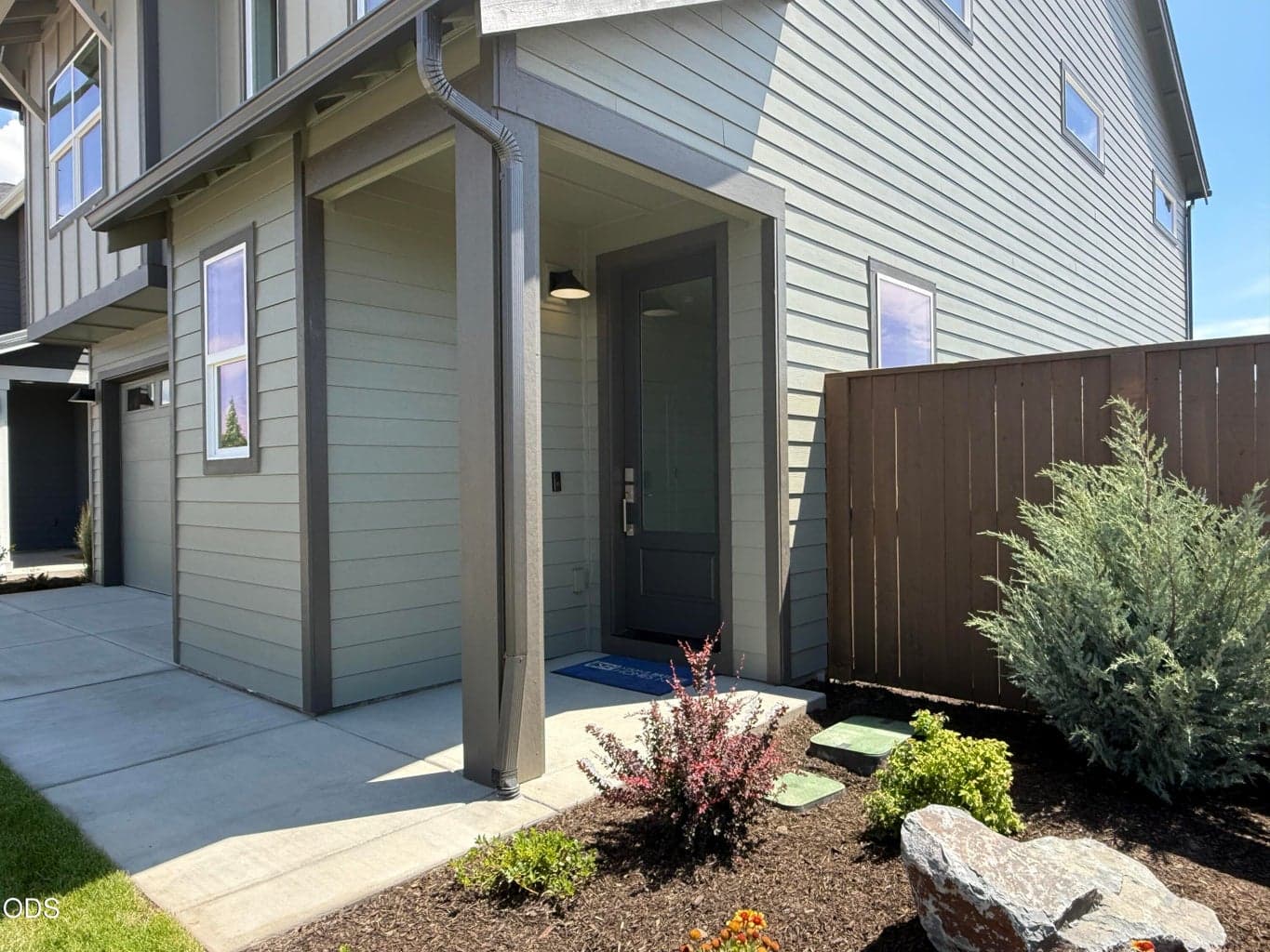 Photo of 21404 Krakatoa Court 3 of 40
