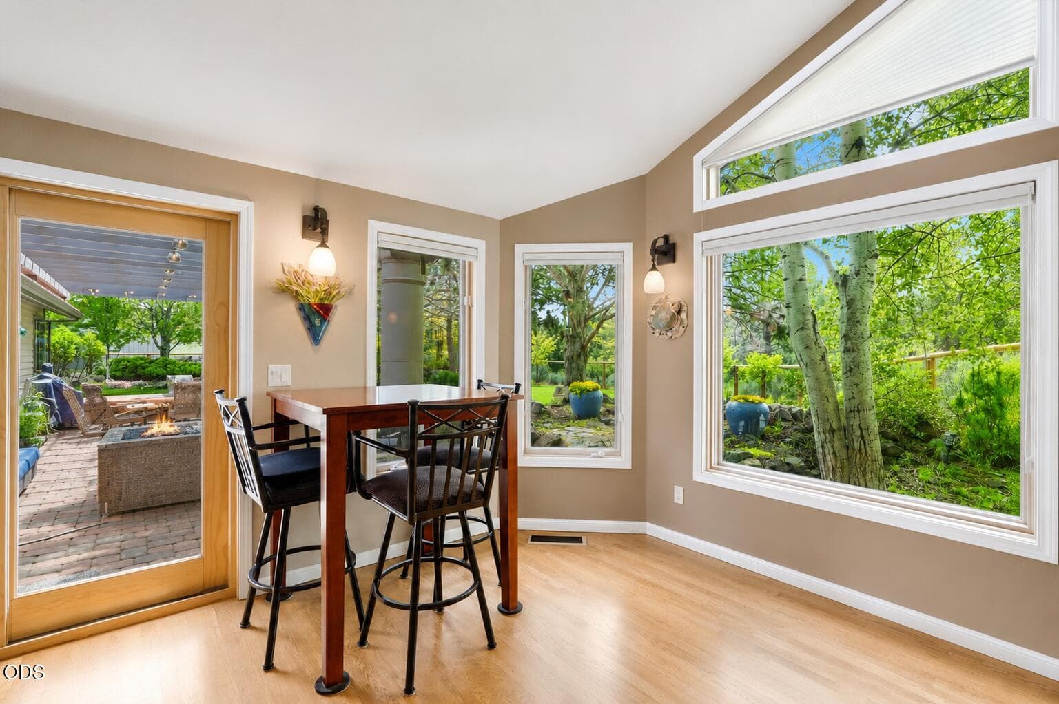 Photo of 20407 Pine Vista Drive 14 of 68