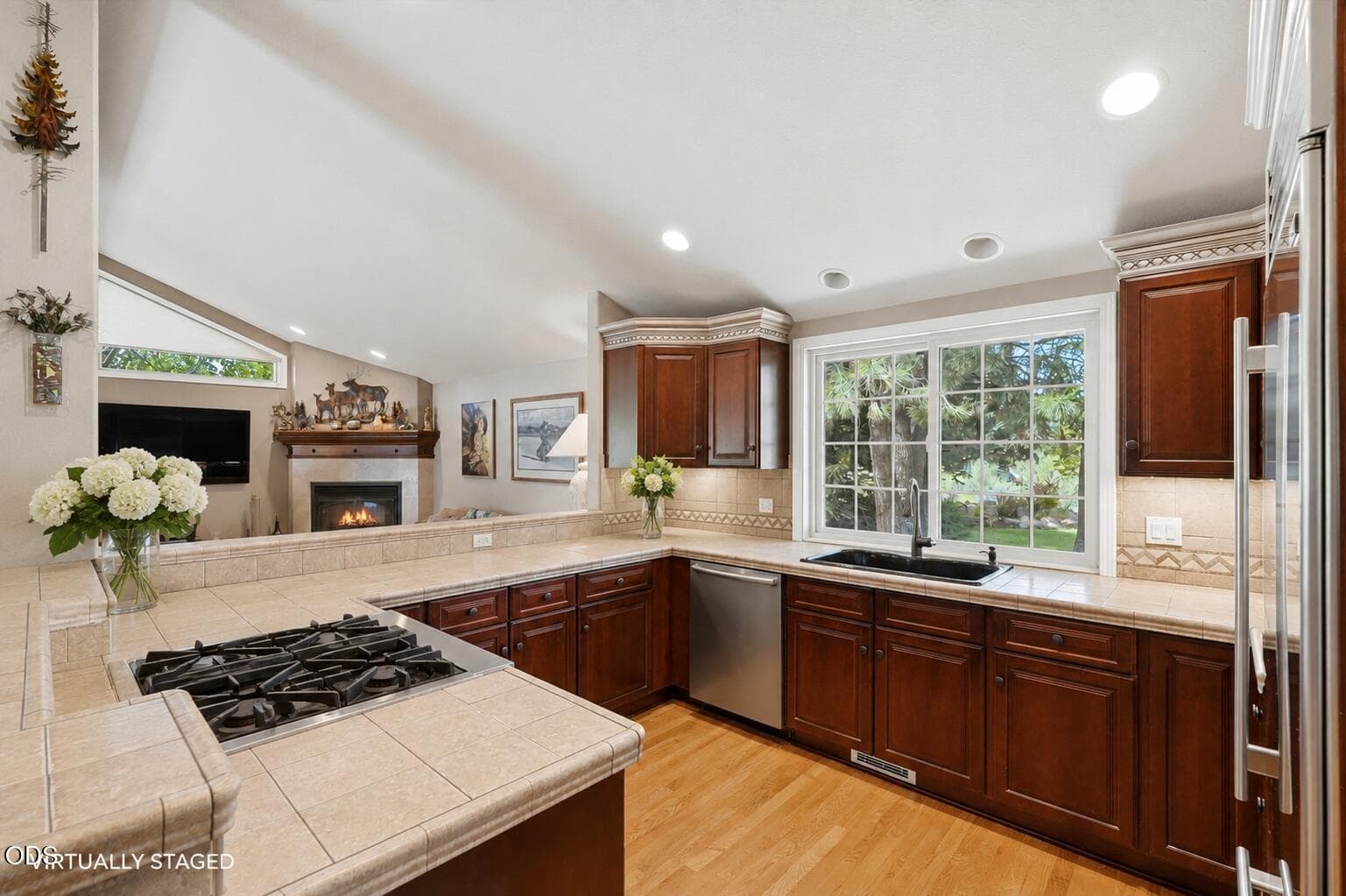 Photo of 20407 Pine Vista Drive 12 of 68
