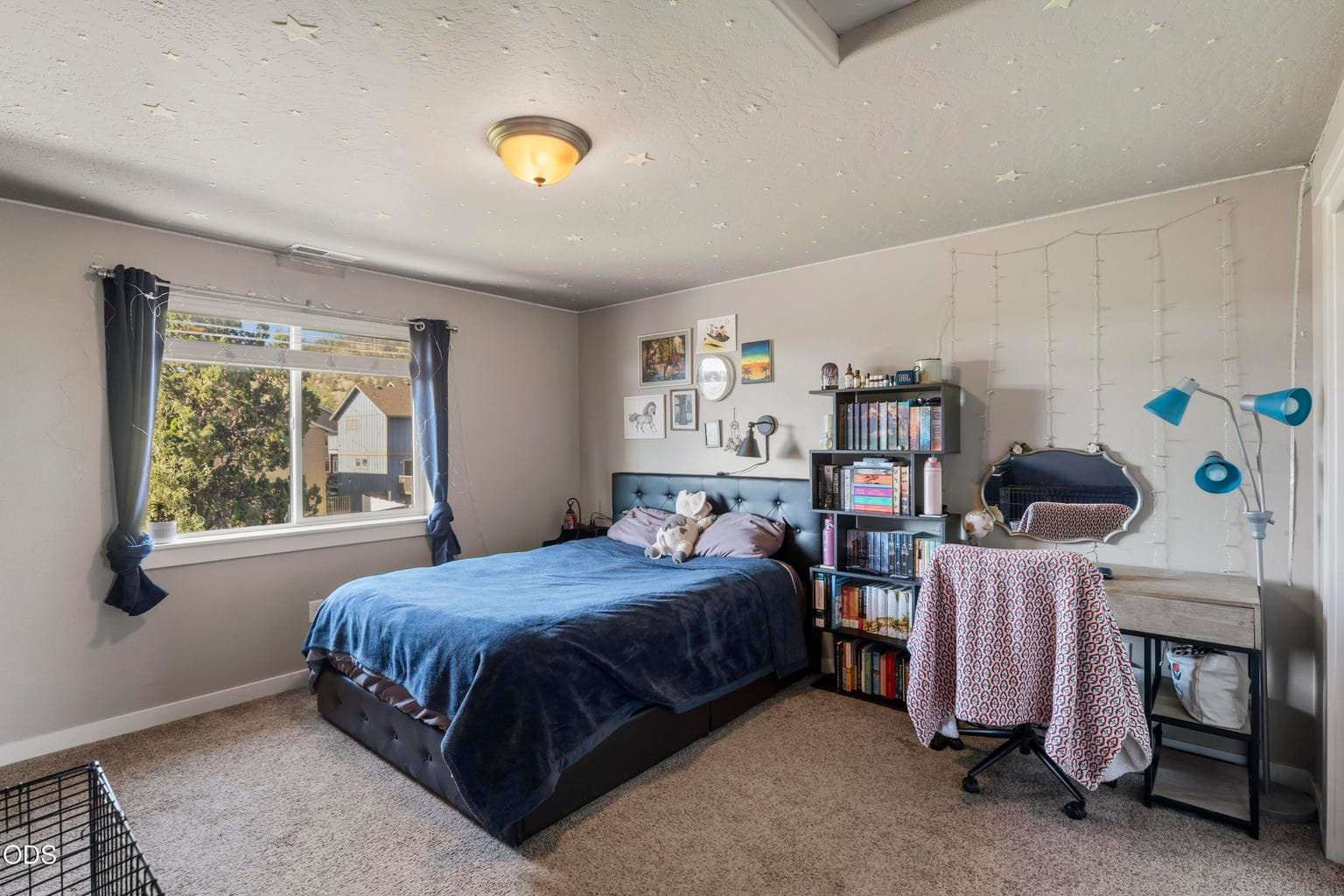Photo of 1825 NE Kristi 31 of 44