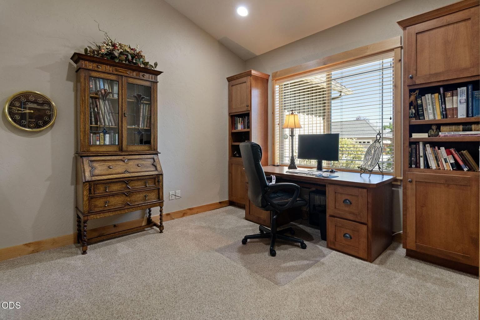 Photo of 20661 Boulderfield Avenue 7 of 33