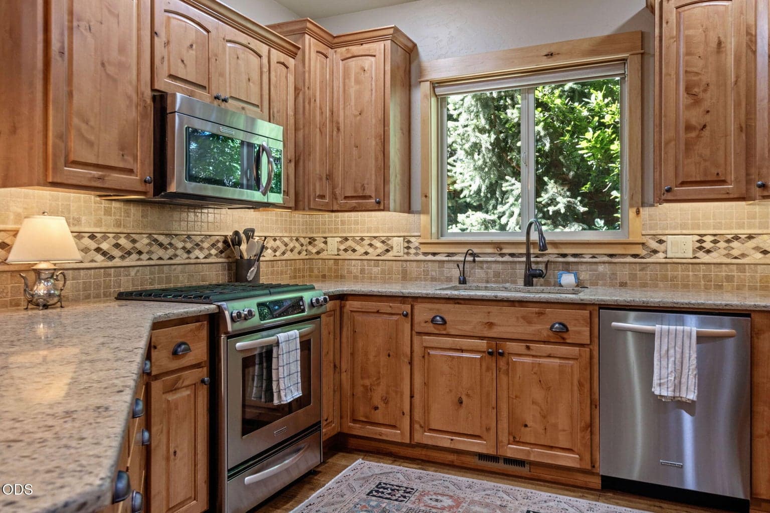 Photo of 20661 Boulderfield Avenue 14 of 33