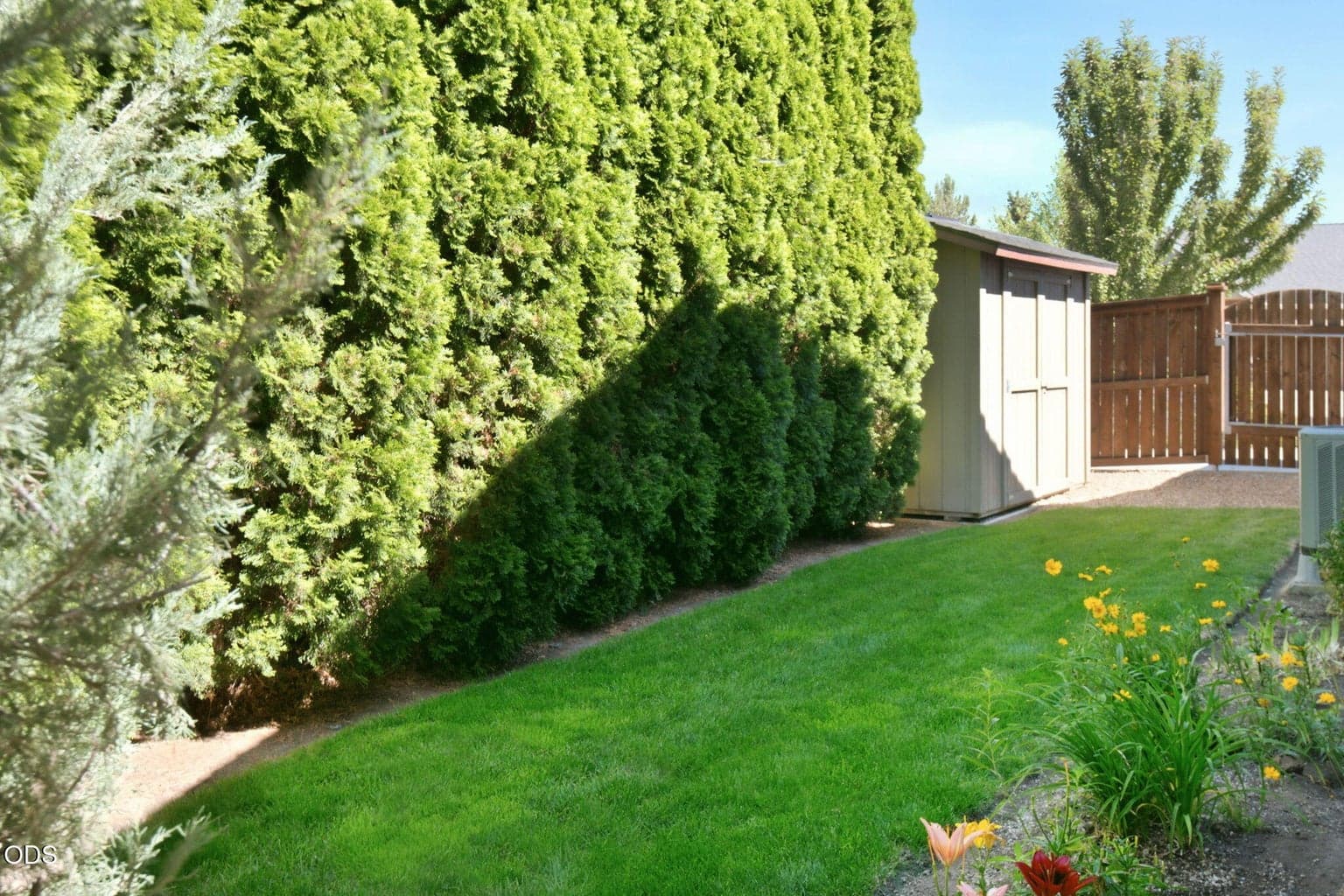 Photo of 20661 Boulderfield Avenue 31 of 33