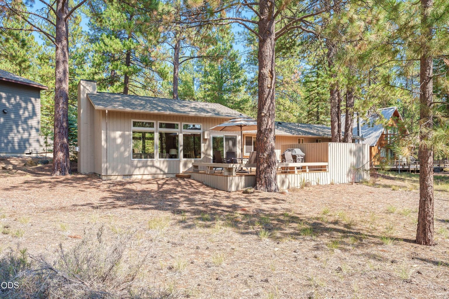 Photo of 17842 Mt Hood Lane 22 of 28