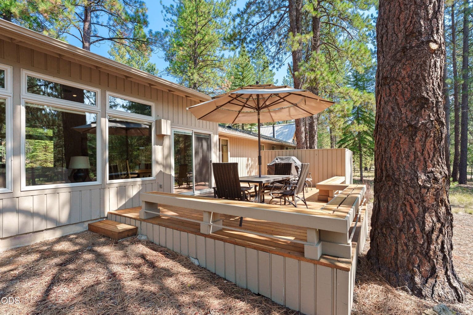 Photo of 17842 Mt Hood Lane 25 of 28