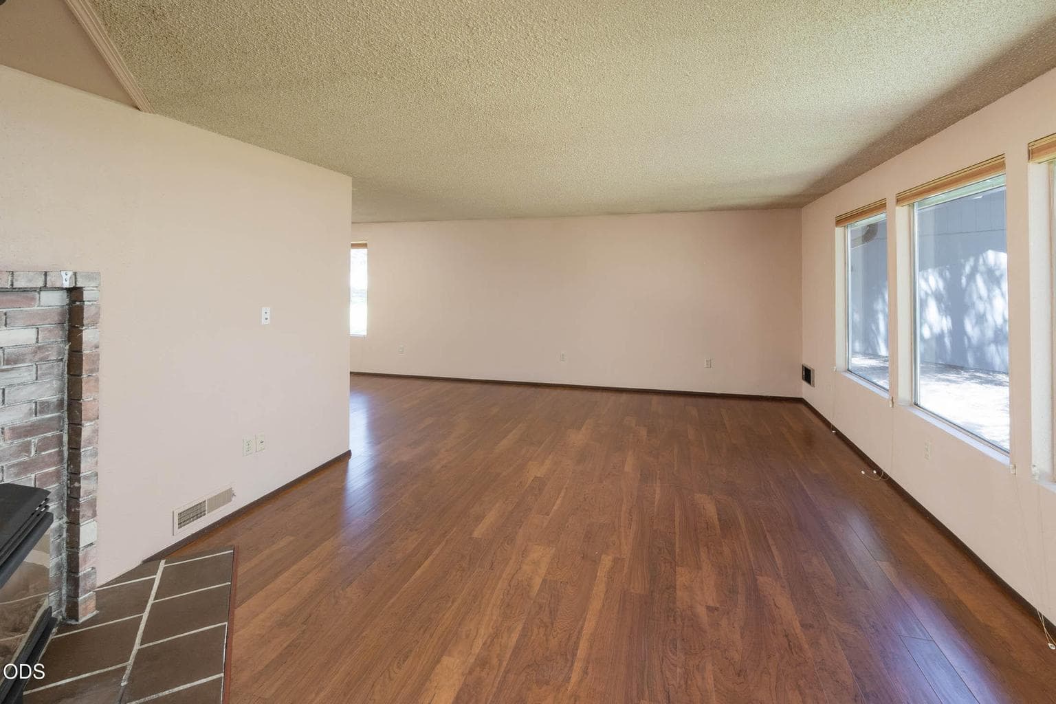 Photo of 61485 Maid Marian Court 5 of 30