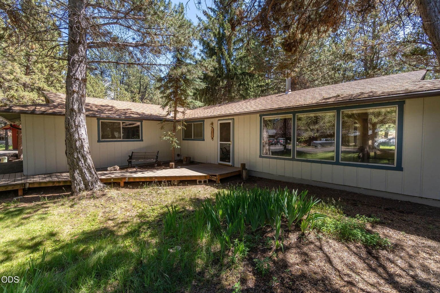 Photo of 61485 Maid Marian Court 4 of 30