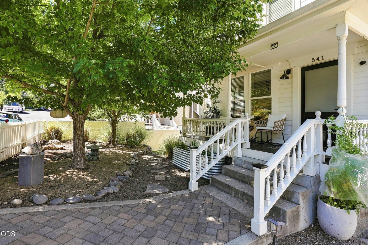 Photo of 541 Fairview Street 2 of 48