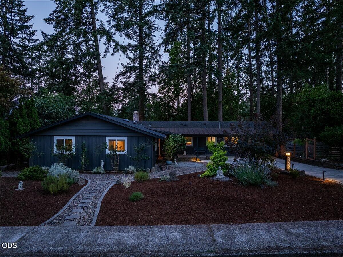 Photo of 3220 McKinley Drive 1 of 48
