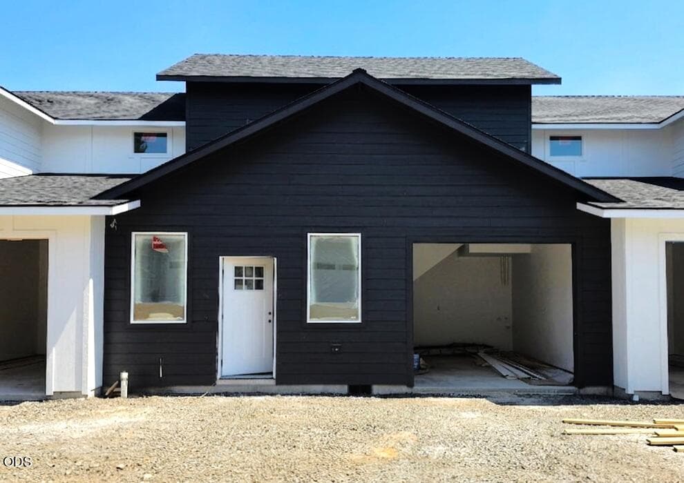 Photo of 203 Bogey Lane 1 of 28