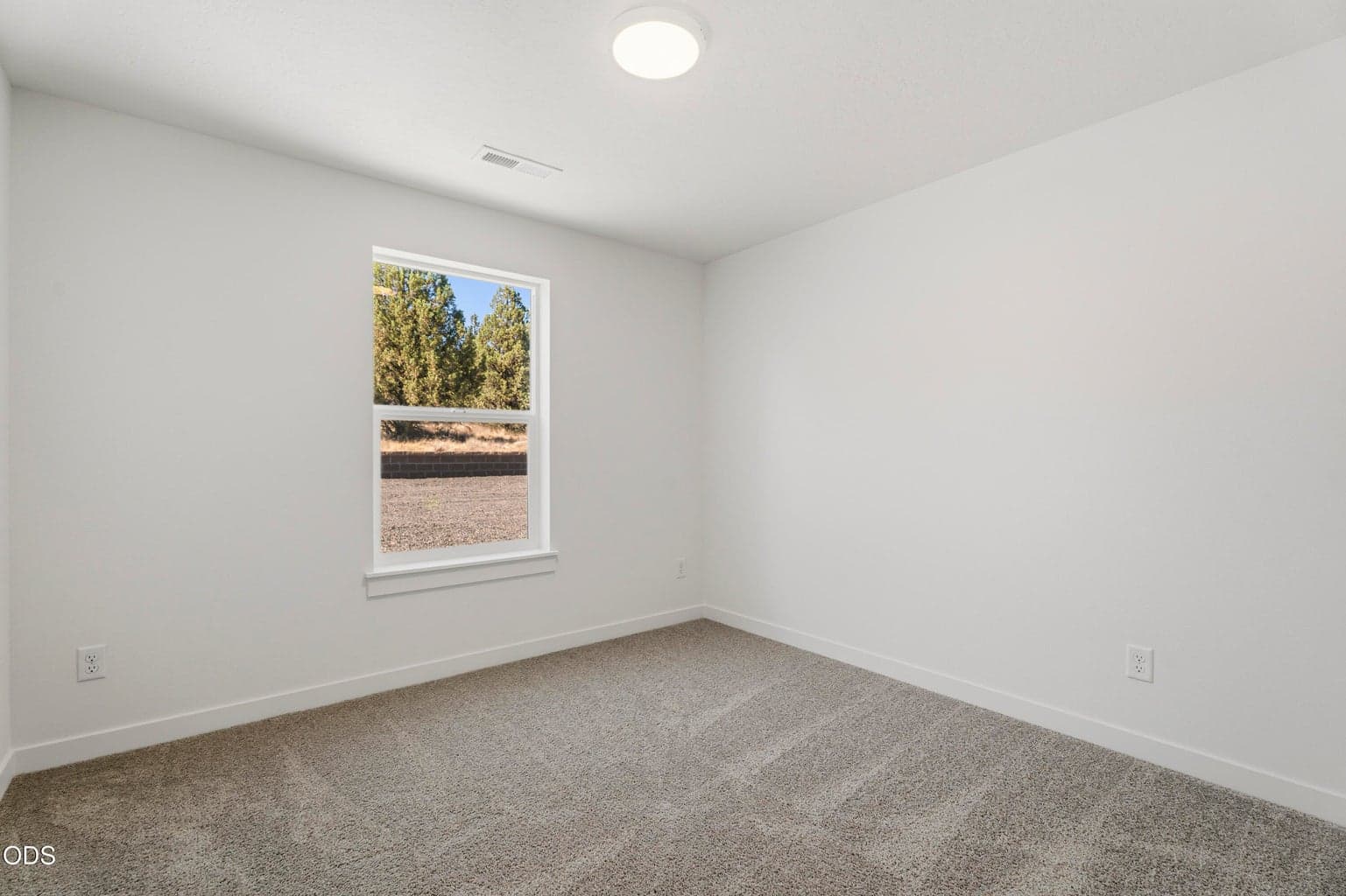 Photo of 6075 NW Elliott Street 31 of 63