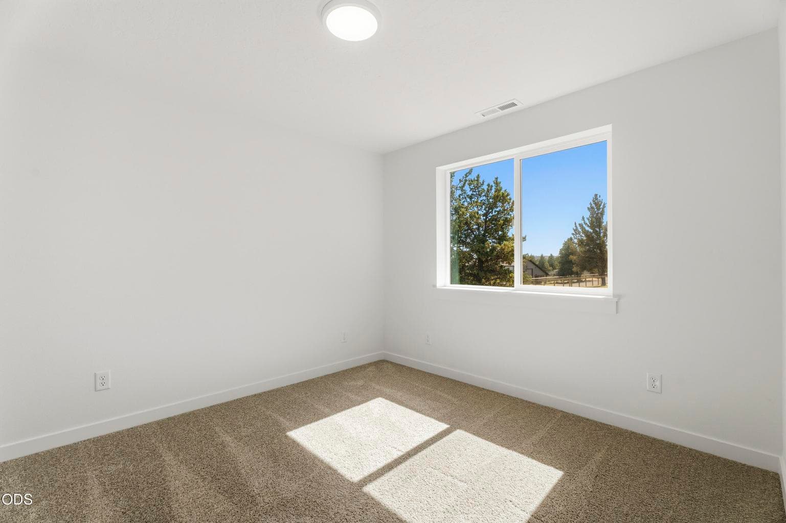 Photo of 6075 NW Elliott Street 34 of 63