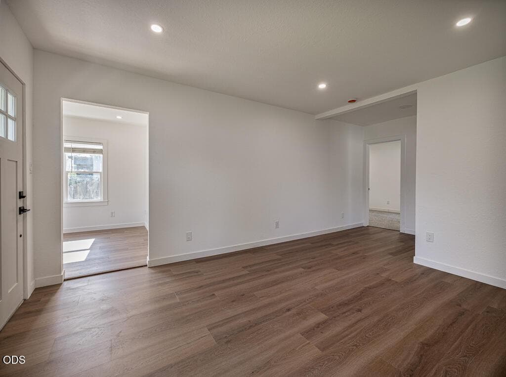 Living Room/ Front Entrance