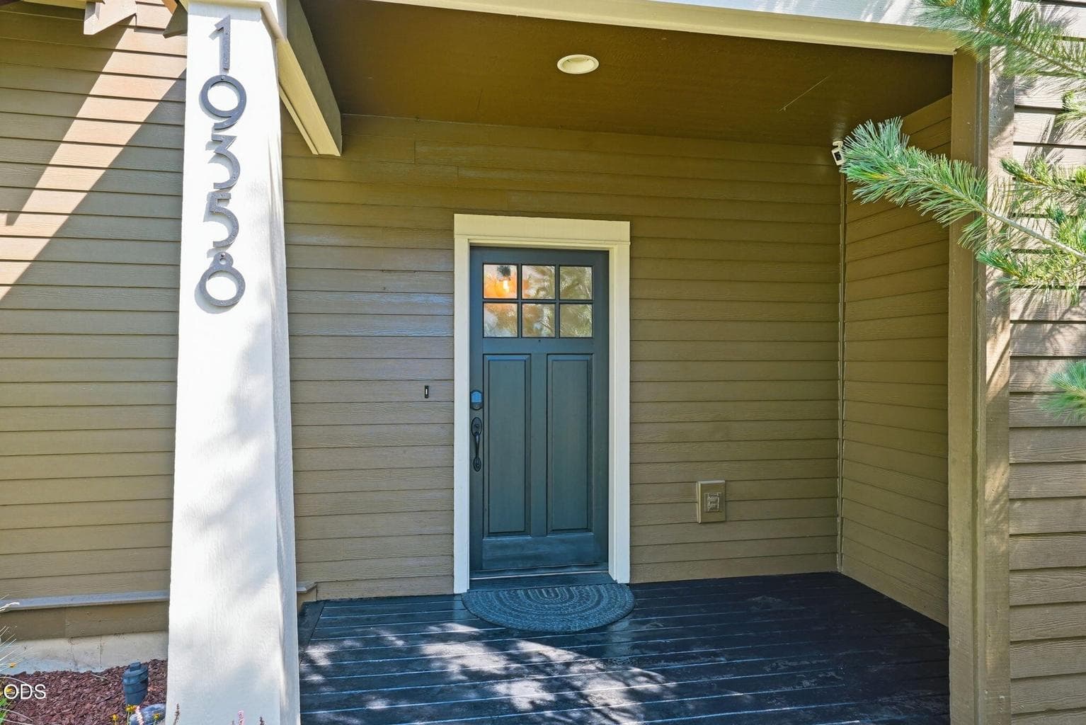 Welcoming covered entry to enjoy a morning cup of coffee